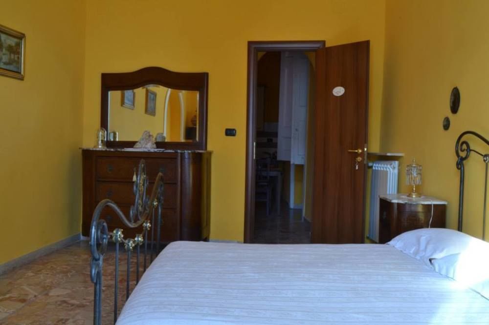 مبيت وإفطار نابولي A Casa Di Mamma المظهر الخارجي الصورة