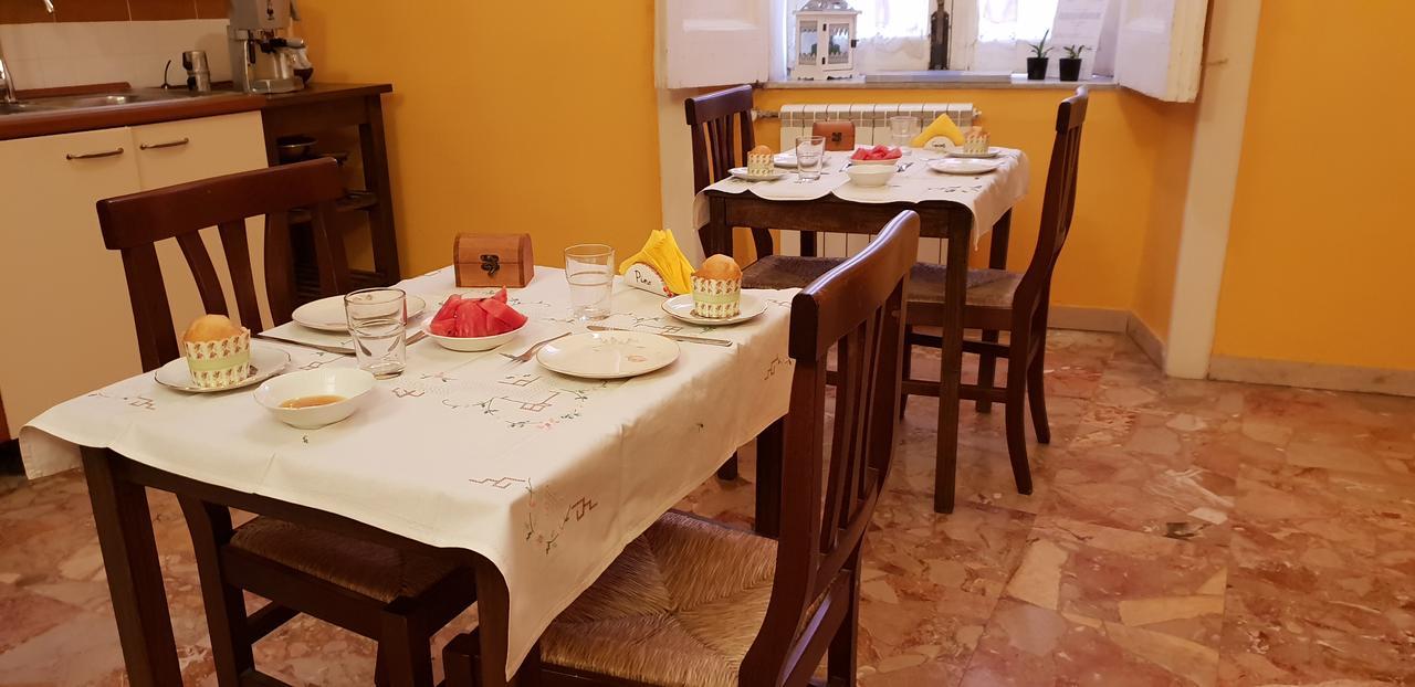 مبيت وإفطار نابولي A Casa Di Mamma المظهر الخارجي الصورة