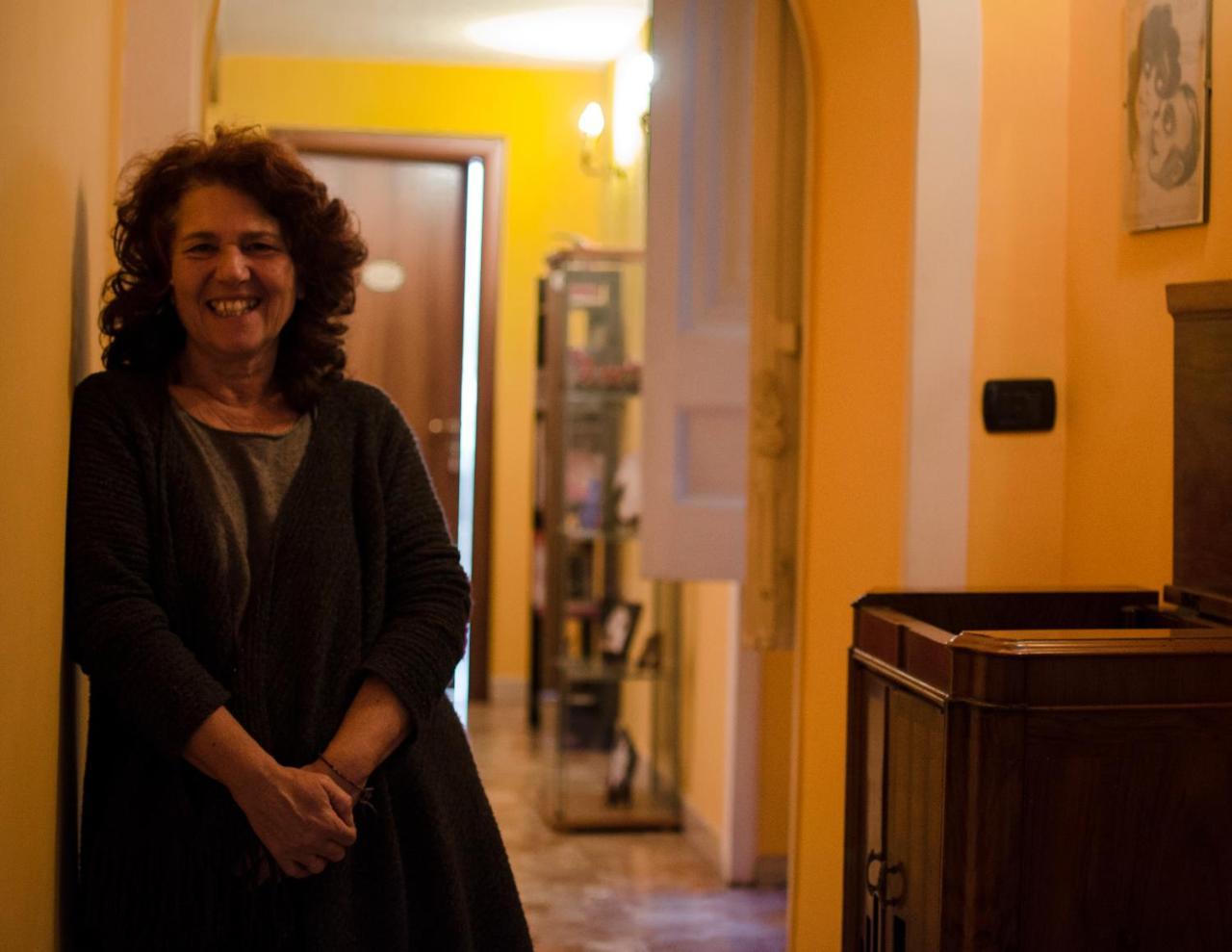 مبيت وإفطار نابولي A Casa Di Mamma المظهر الخارجي الصورة